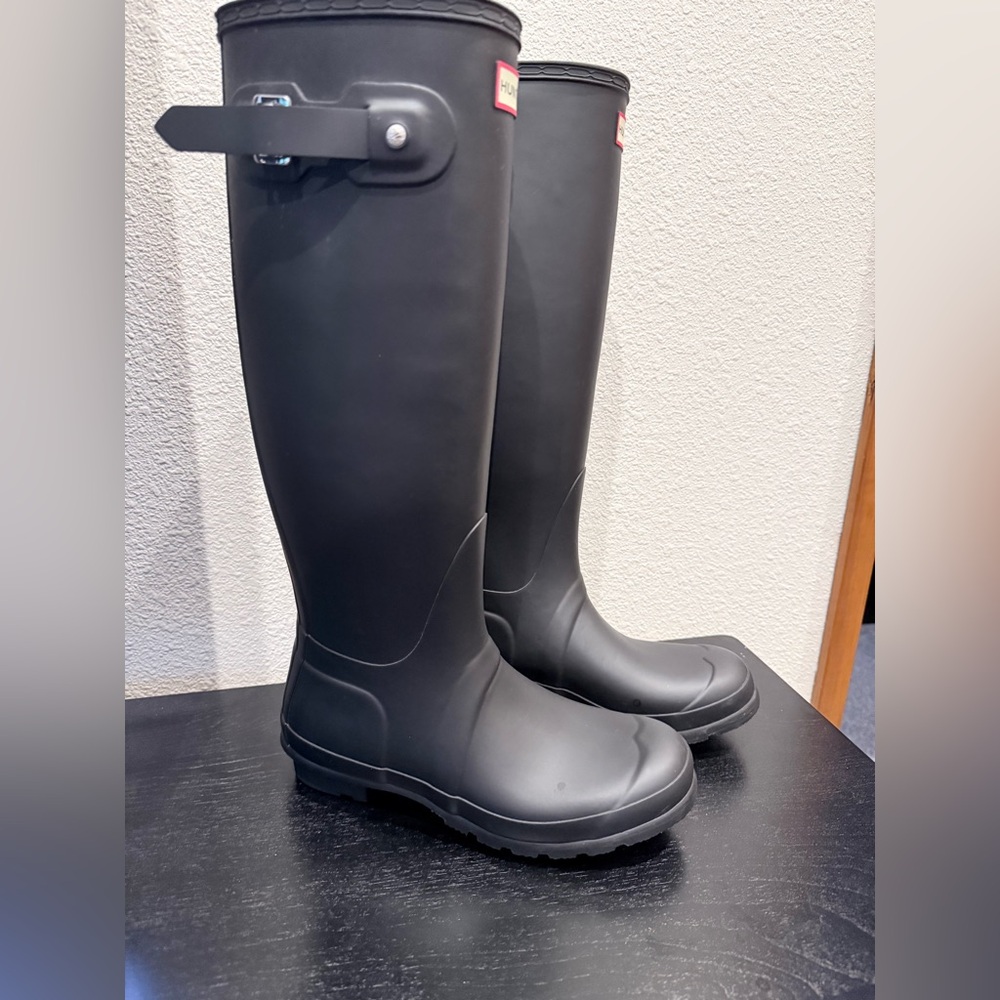 Authentic Hunter Original Tall Matte Black Rain Boots 8 Womens